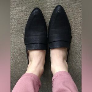 Journee collection black faux leather Rossy loafer size 10 block heel